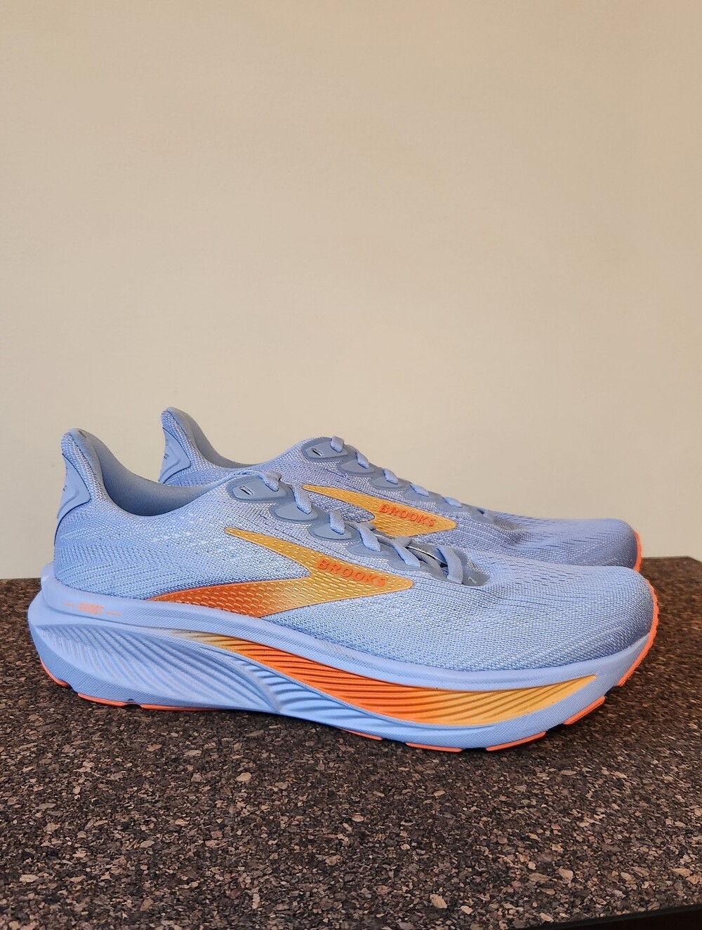 Brooks Ghost 17 Running Shoes Womens Size 8